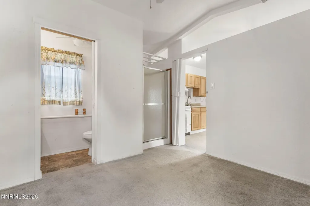 7615 Bass Silver Springs NV 89429