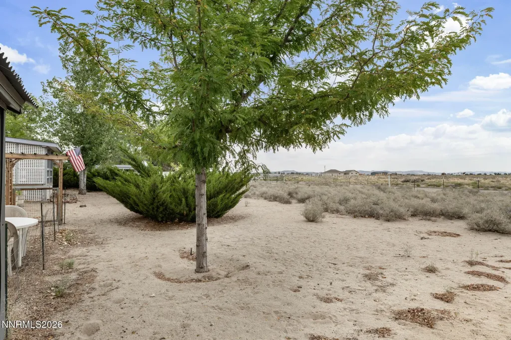 7615 Bass Silver Springs NV 89429