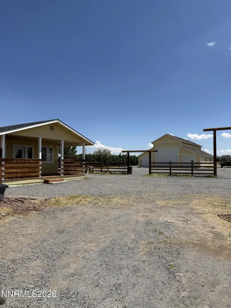 514 Oregon Yerington NV 89447