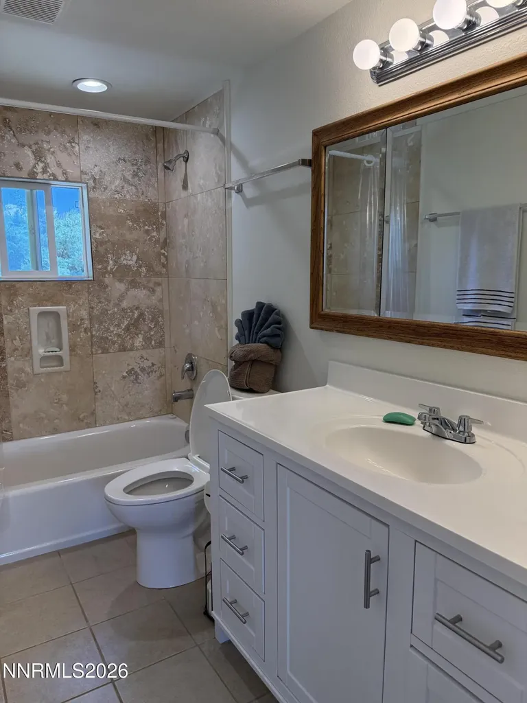 514 Oregon Yerington NV 89447
