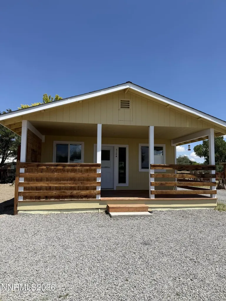 514 Oregon Yerington NV 89447