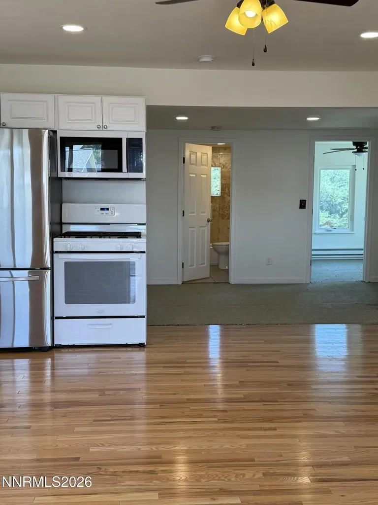 514 Oregon Yerington NV 89447