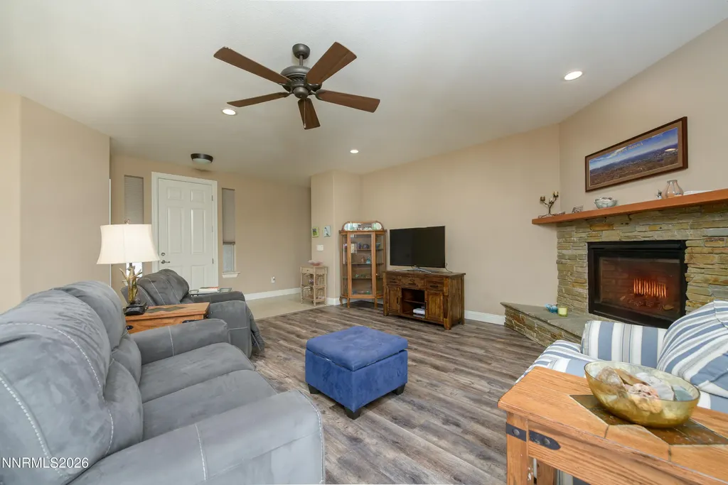 1354 Cedar Creek Gardnerville NV 89460