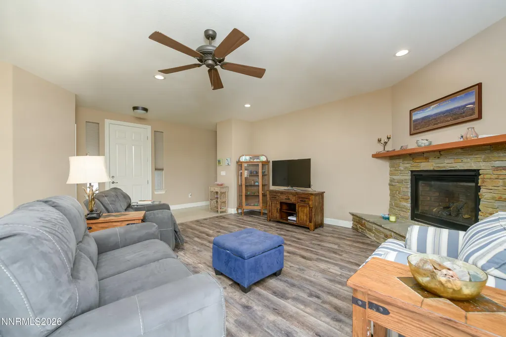1354 Cedar Creek Gardnerville NV 89460