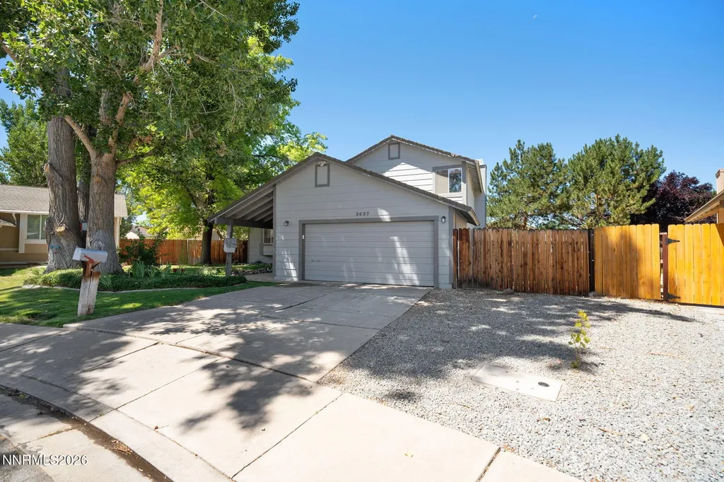 3457 Montezuma Sparks NV 89434