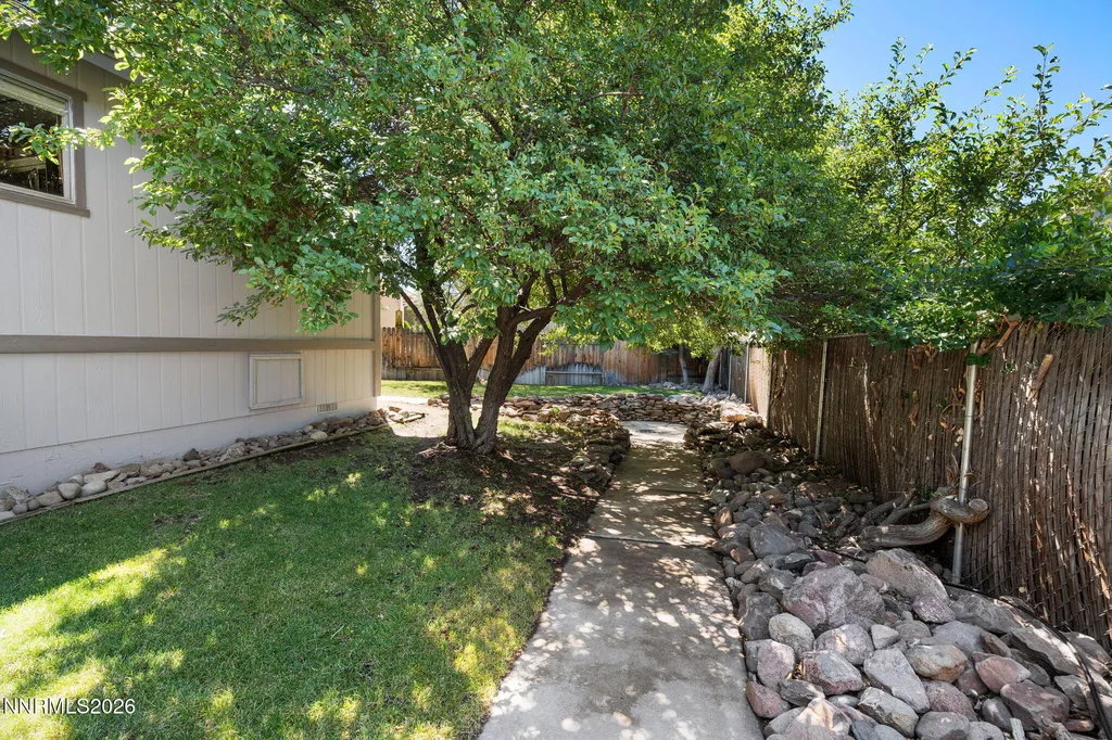 3457 Montezuma Sparks NV 89434