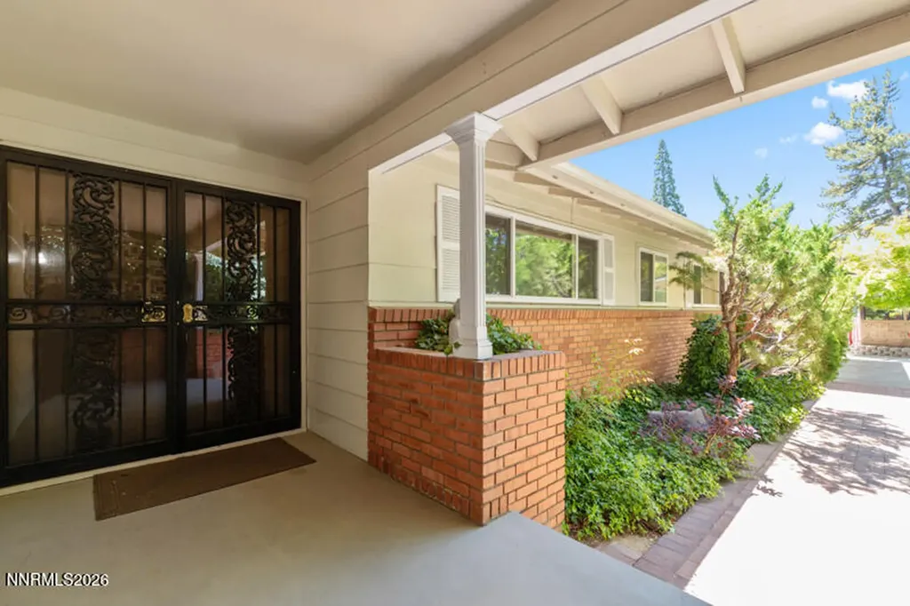 2370 Skyline Reno NV 89509