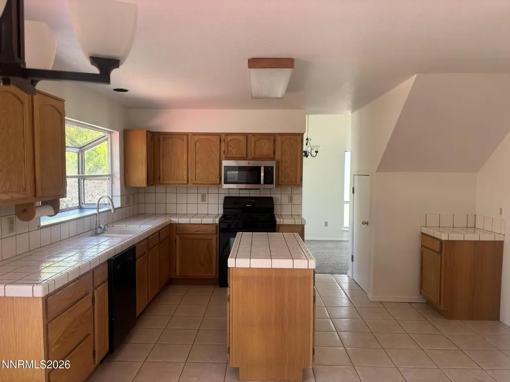 4527 Canyon Ridge Reno NV 89523