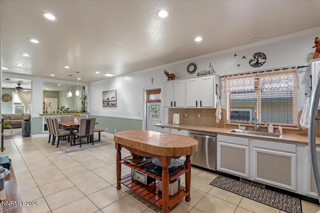 7931 Zinfandel Reno NV 89506