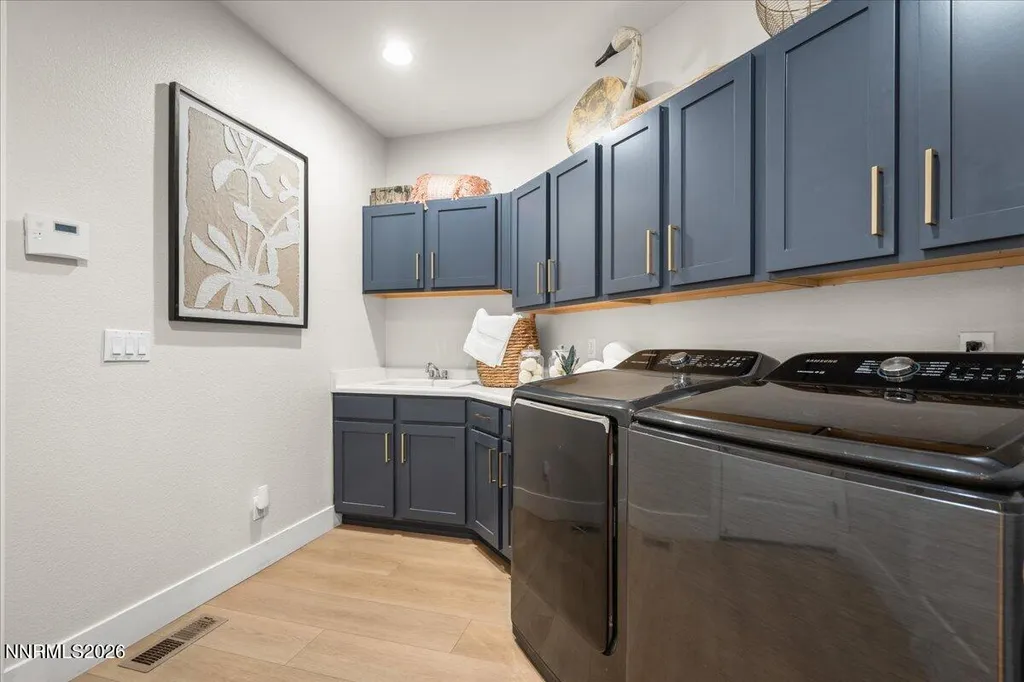 4367 Dundee Reno NV 89519
