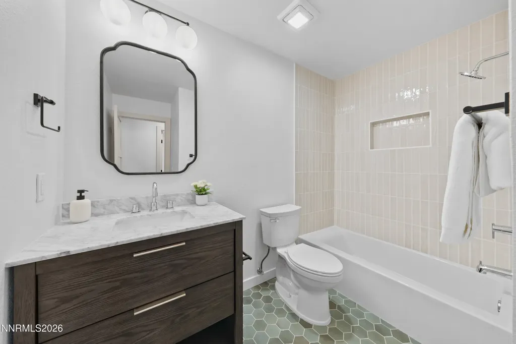 3355 Bowie Reno NV 89503