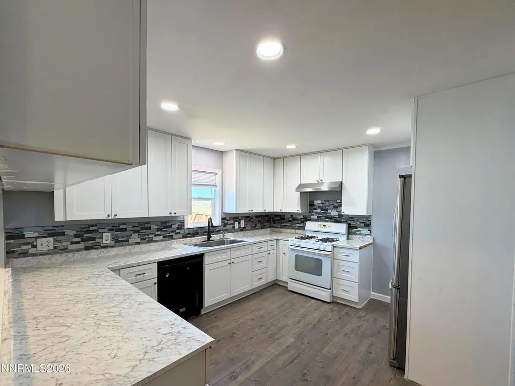 1940 Utah Silver Springs NV 89429