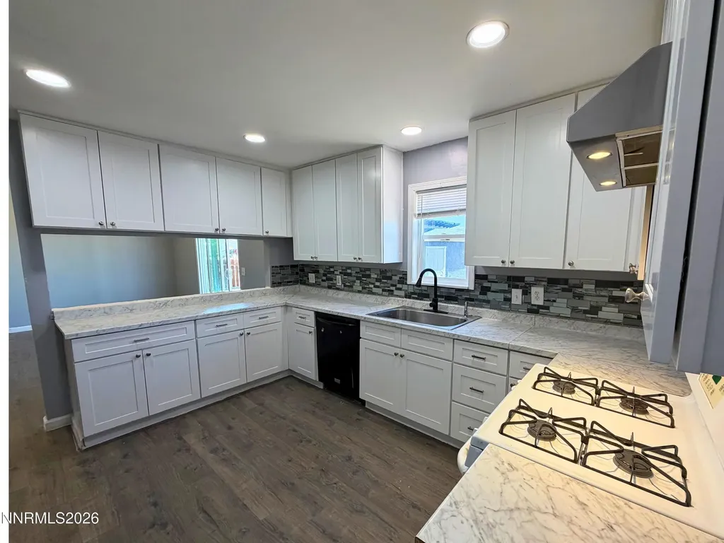 1940 Utah Silver Springs NV 89429