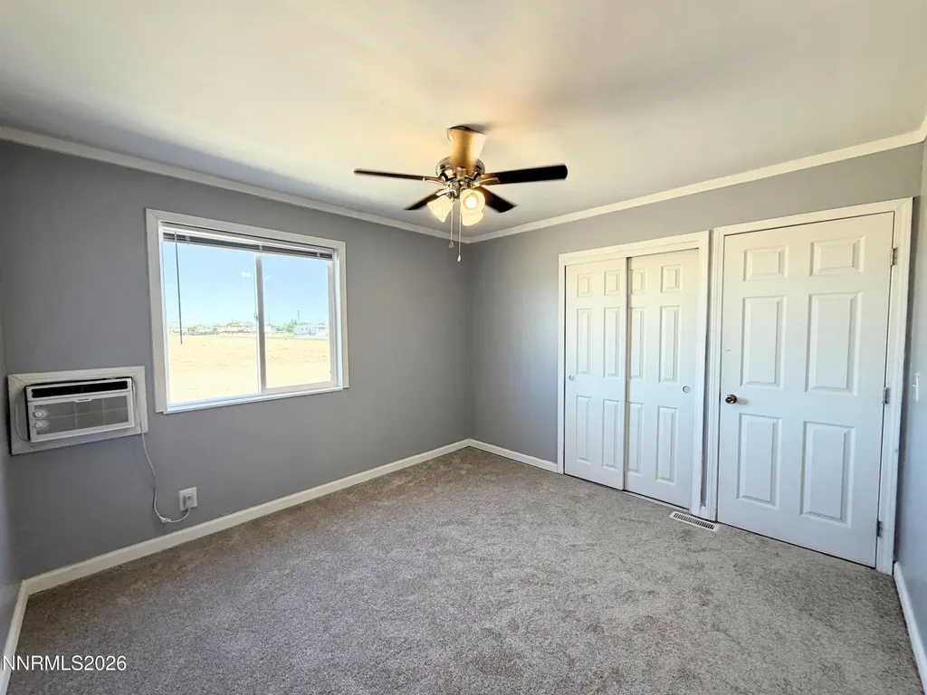 1940 Utah Silver Springs NV 89429