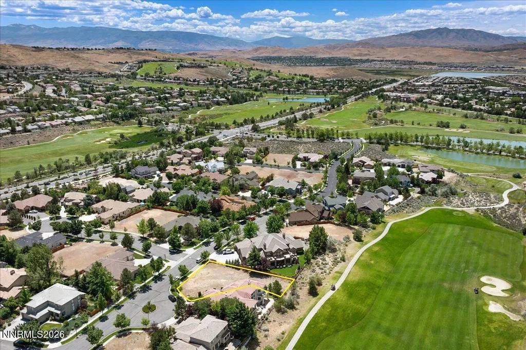 6367 Rey Del Sierra Sparks NV 89436