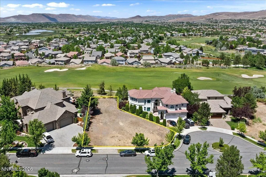6367 Rey Del Sierra Sparks NV 89436