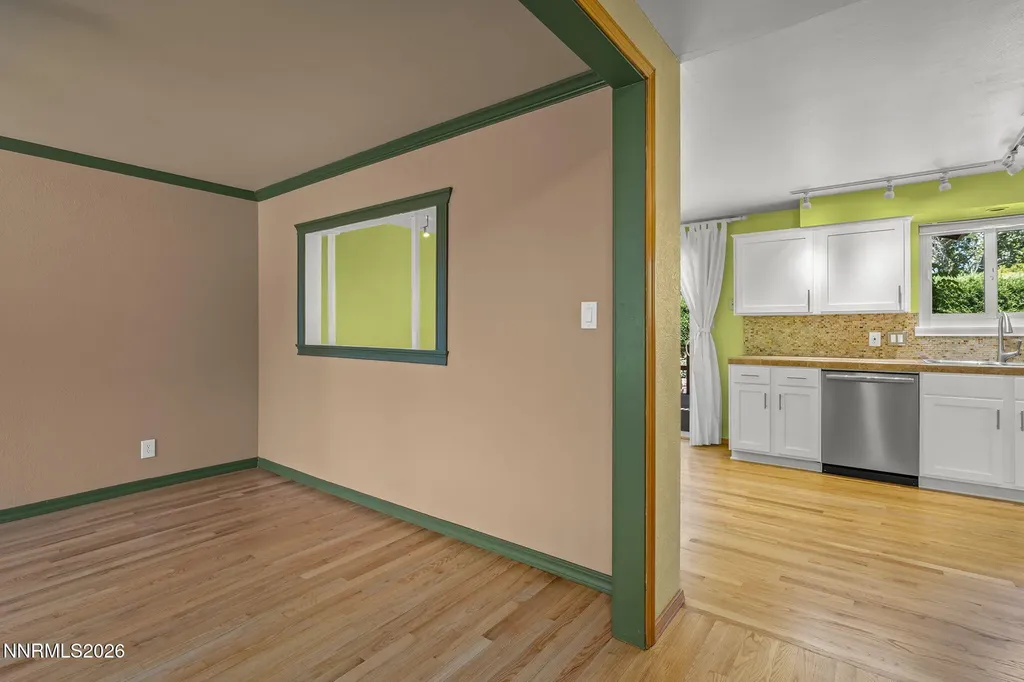 3907 Buckingham Reno NV 89503