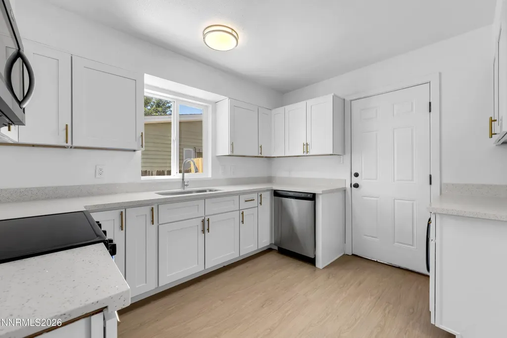 922 Prospect Sparks NV 89431