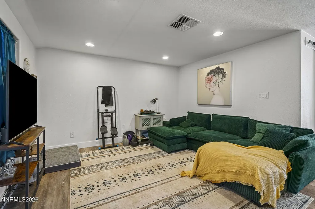 7505 Robert Banks Sparks NV 89436