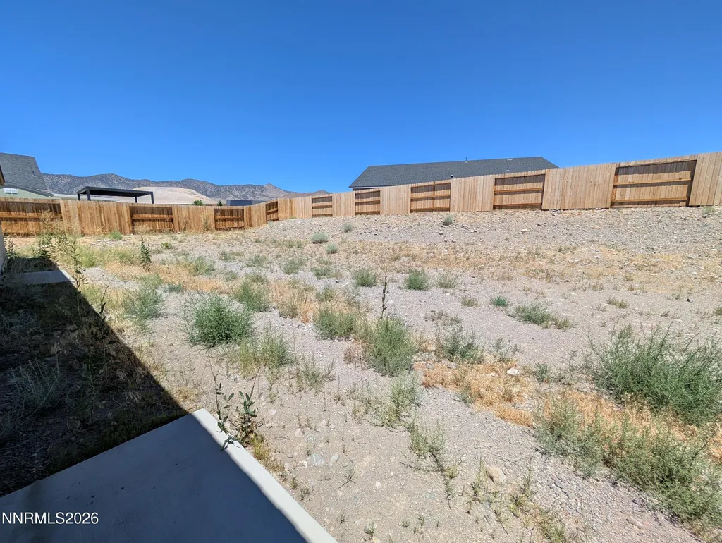 370 Orderville Dayton NV 89403
