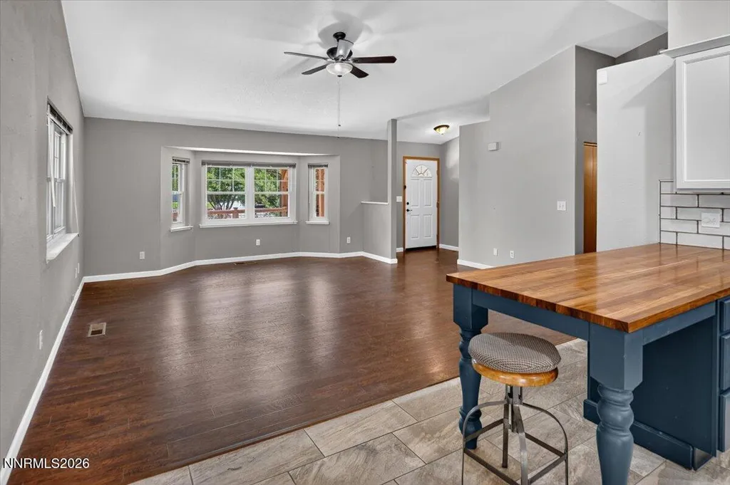 145 Carlene Spanish Springs NV 89436