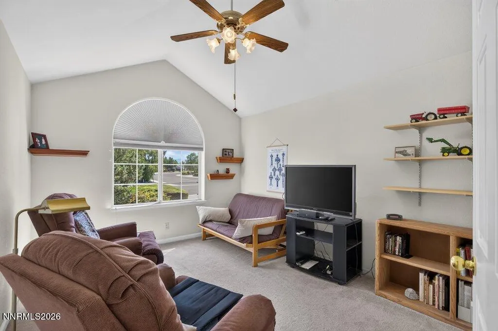 736 Mammoth Gardnerville NV 89460