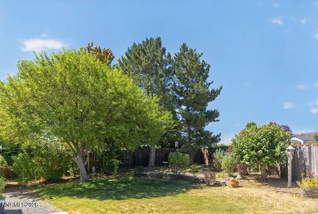 736 Mammoth Gardnerville NV 89460