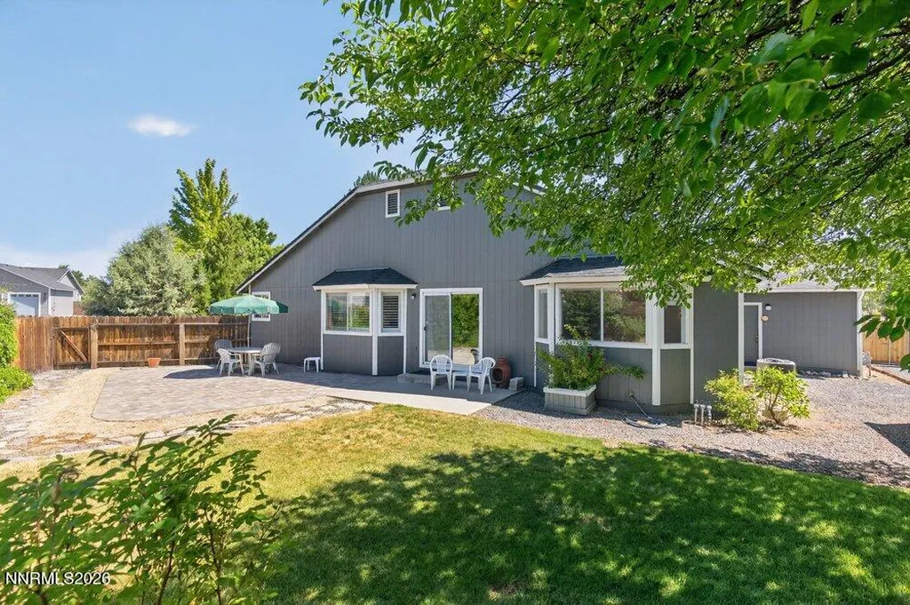736 Mammoth Gardnerville NV 89460