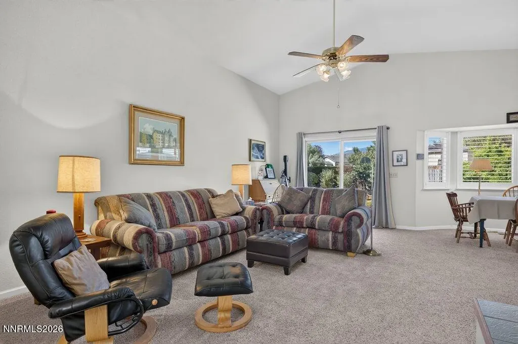736 Mammoth Gardnerville NV 89460