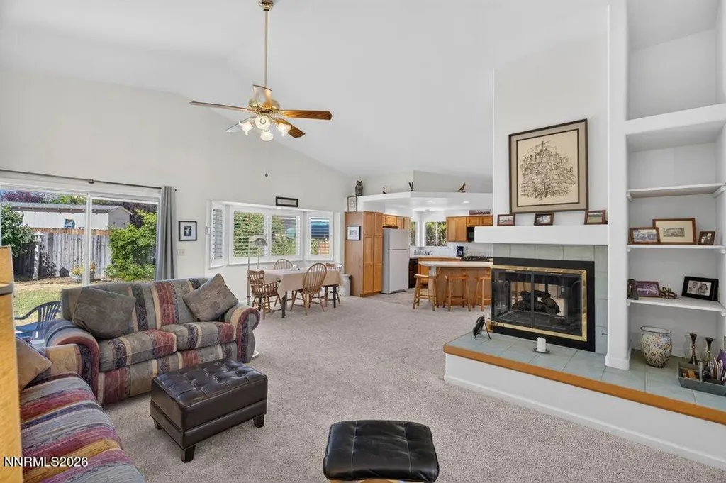 736 Mammoth Gardnerville NV 89460