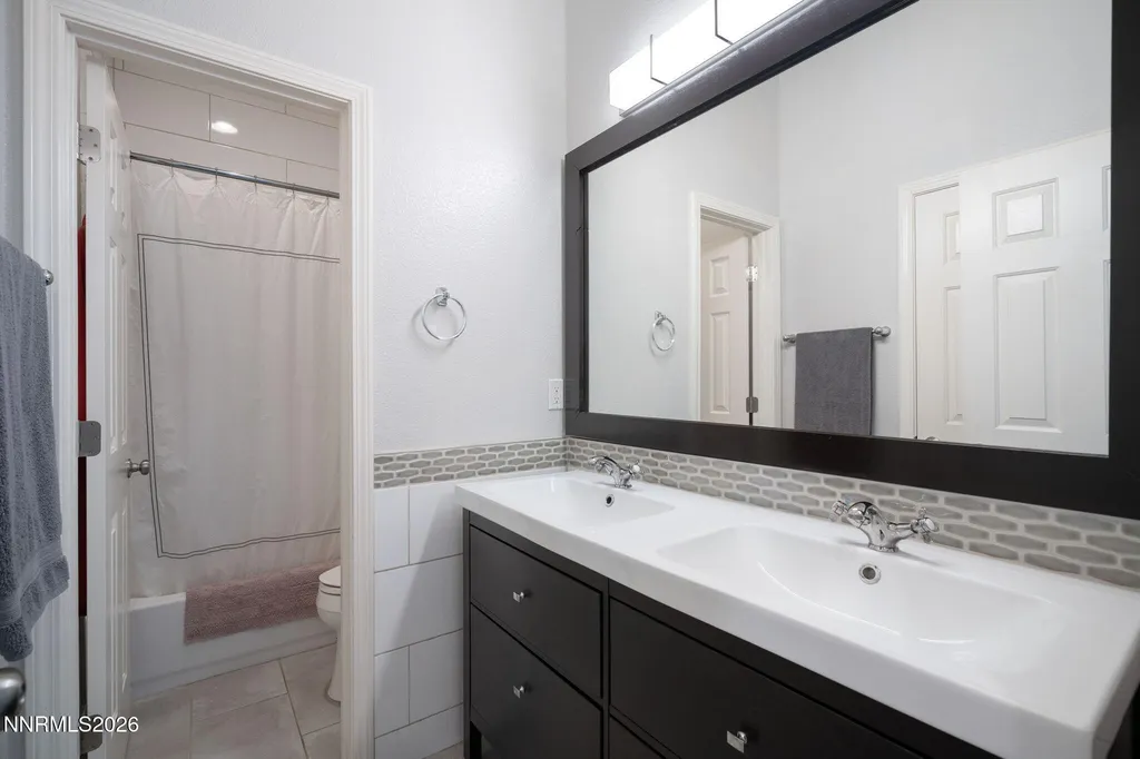 1713 Colavita Reno NV 89521