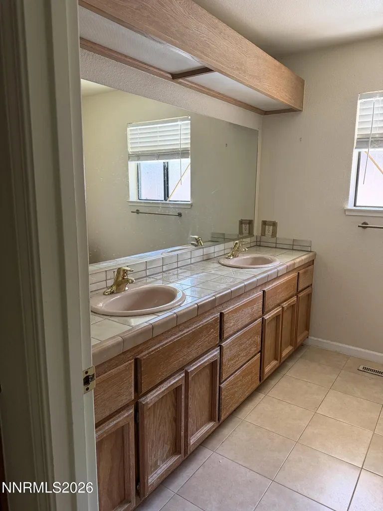 2285 Hedgewood Reno NV 89509