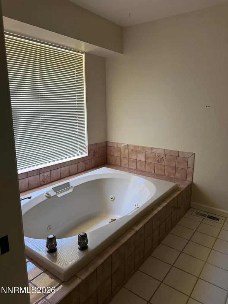2285 Hedgewood Reno NV 89509