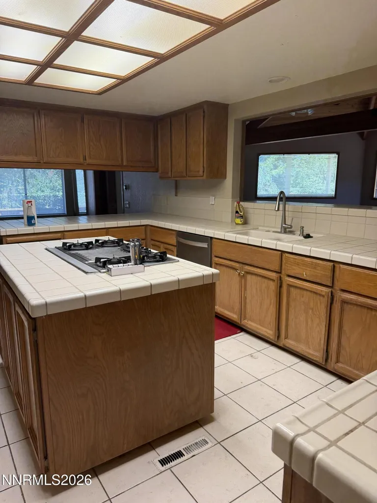 2285 Hedgewood Reno NV 89509