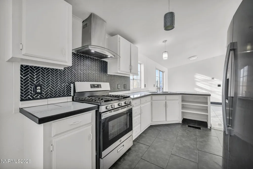 605 Wall Canyon Sun Valley NV 89433