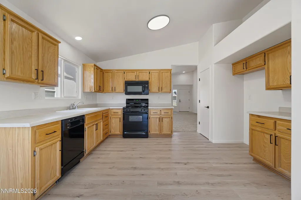 419 Sunshine Fernley NV 89408