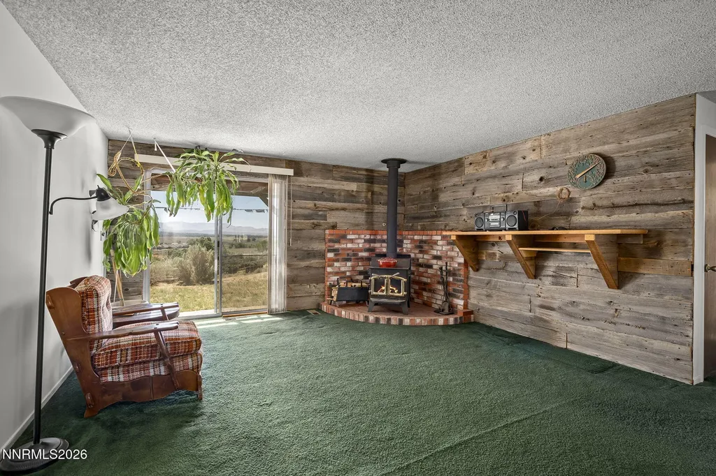 881 Amador Carson City NV 89705