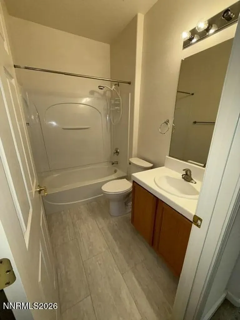 2135 Calabria Sparks NV 89434