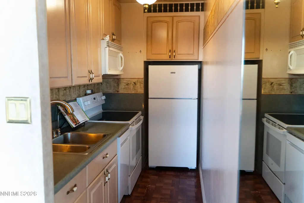 100 Arlington Reno NV 89501