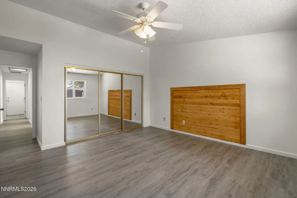 1229 Flora Glen Sparks NV 89434