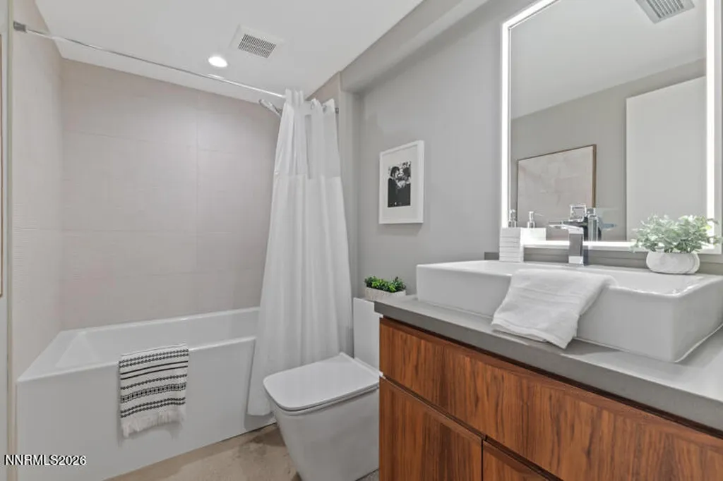 1347 Gordon Reno NV 89509