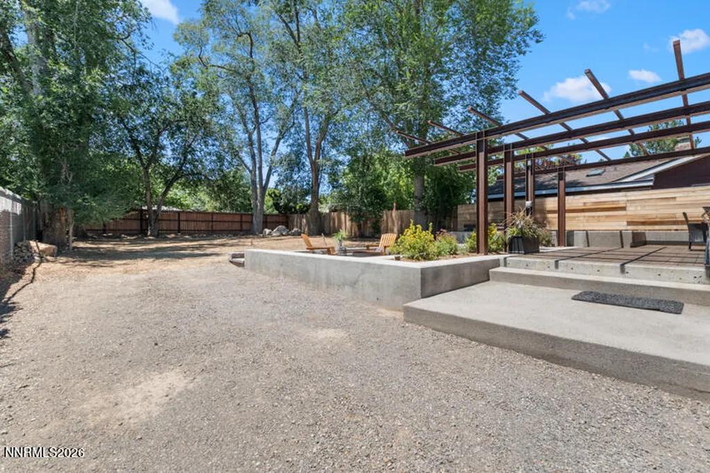1347 Gordon Reno NV 89509