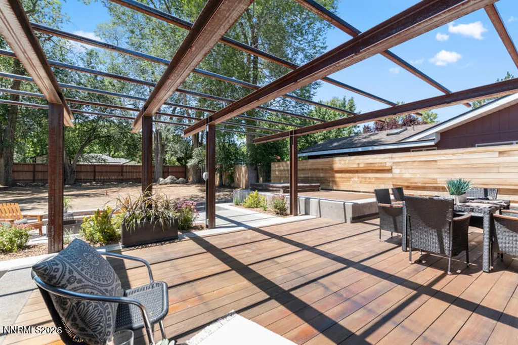 1347 Gordon Reno NV 89509