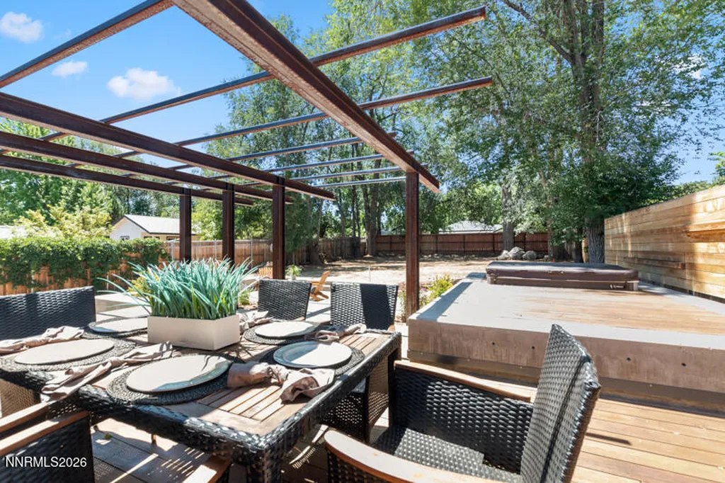 1347 Gordon Reno NV 89509