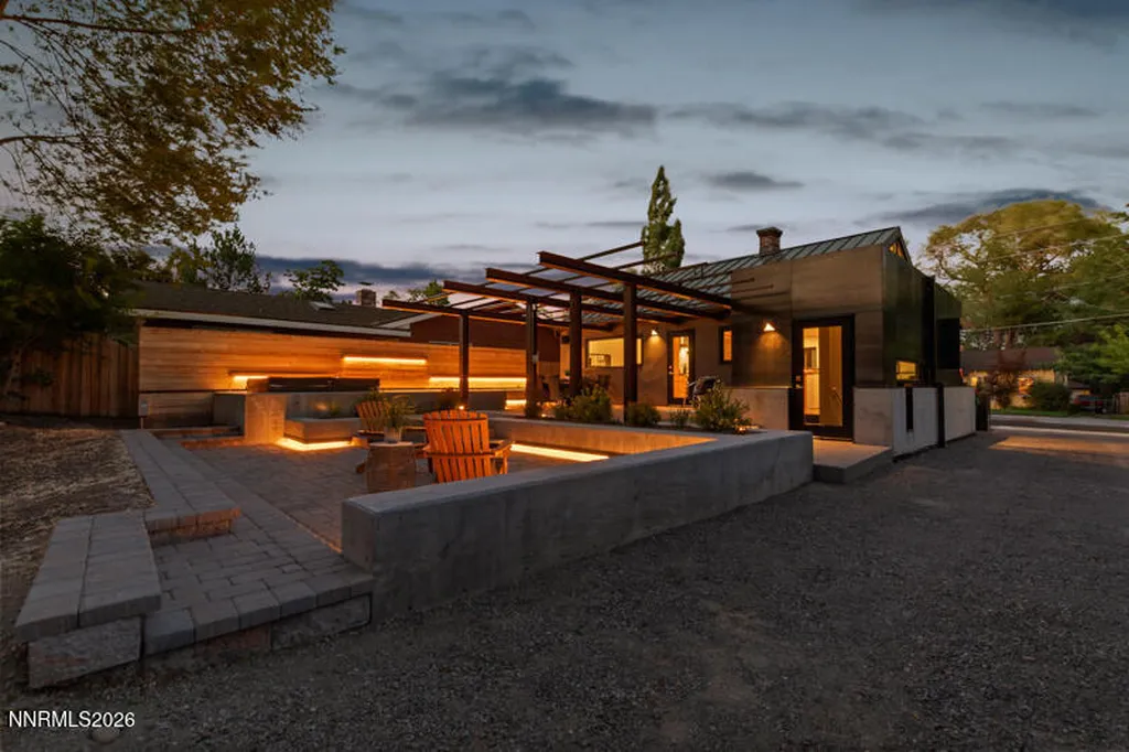 1347 Gordon Reno NV 89509