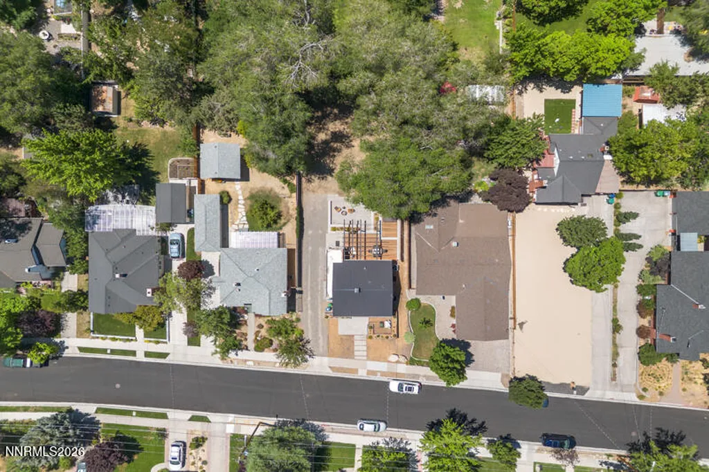 1347 Gordon Reno NV 89509