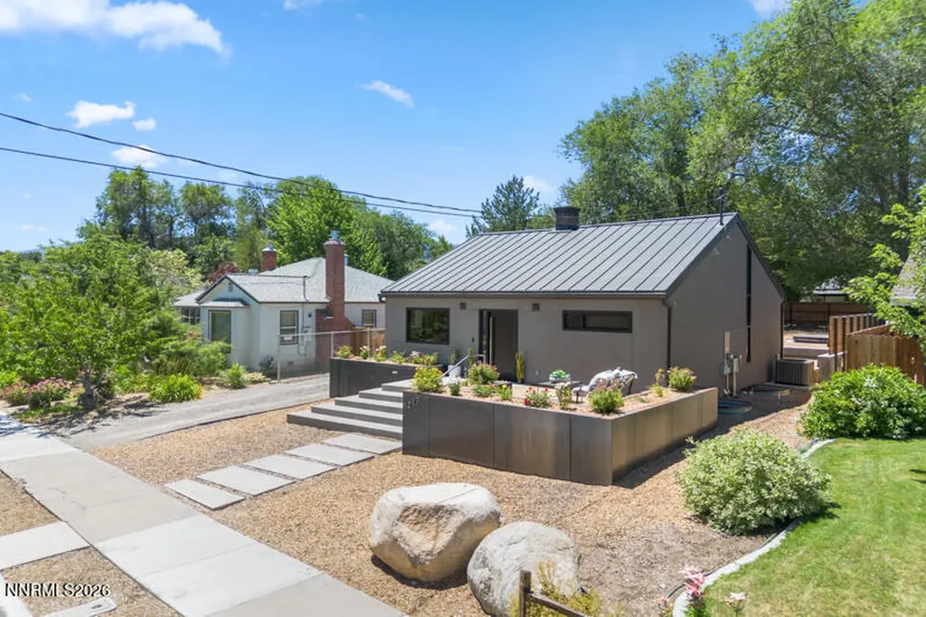 1347 Gordon Reno NV 89509