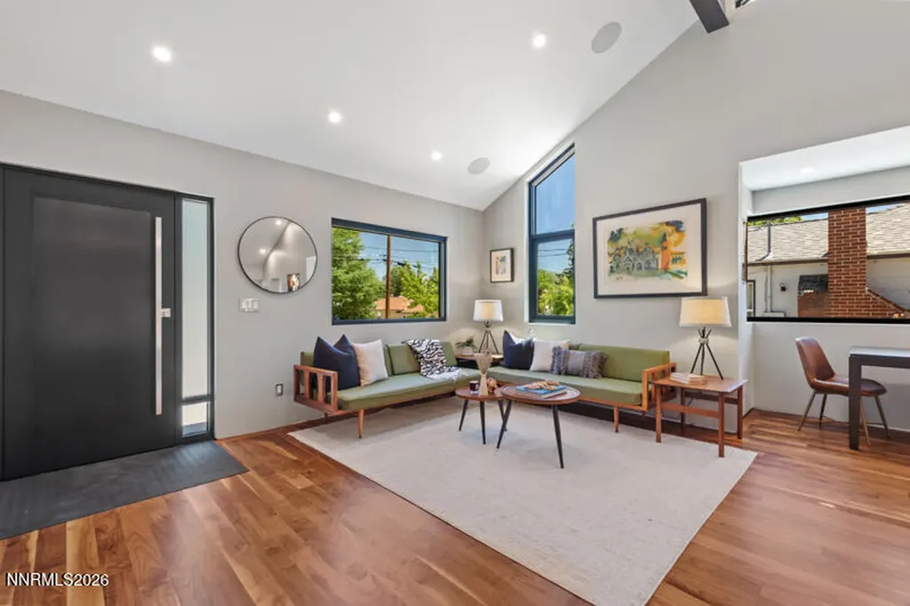 1347 Gordon Reno NV 89509