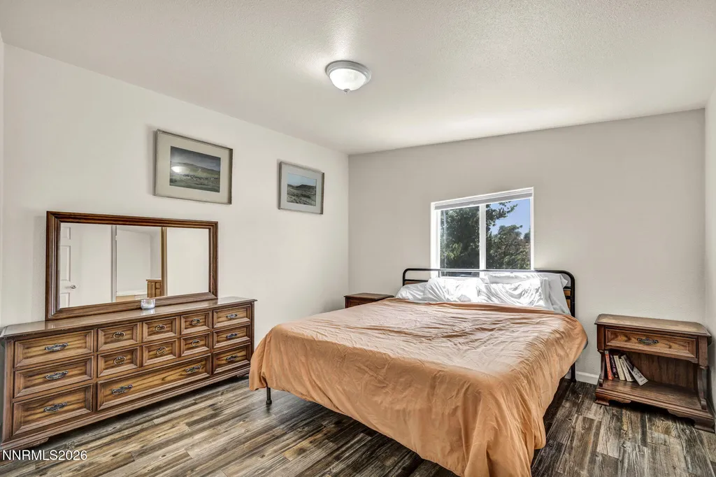 2210 Fox Silver Springs NV 89429