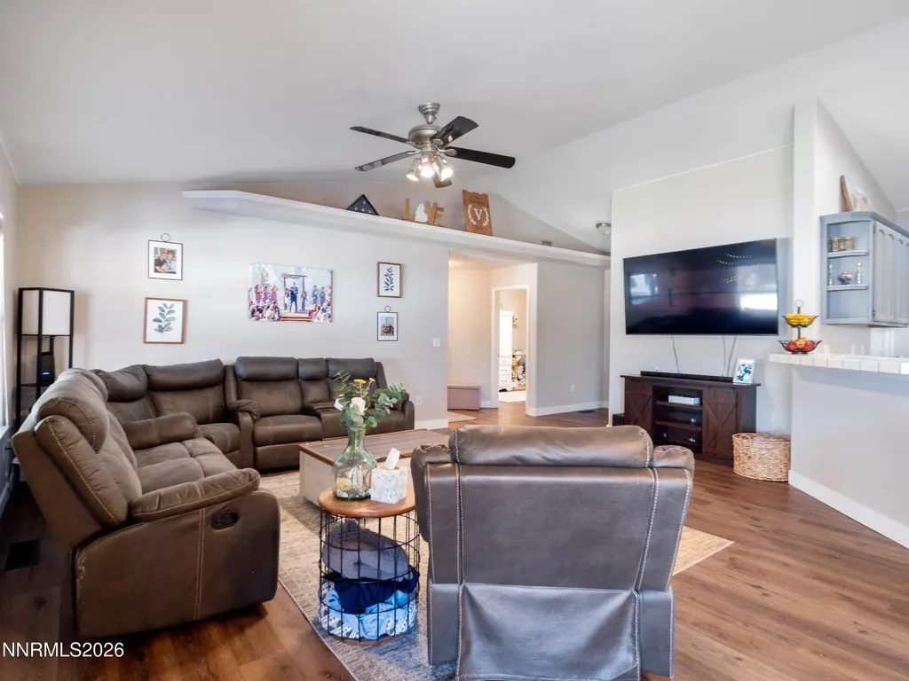 713 Addler Gardnerville NV 89460